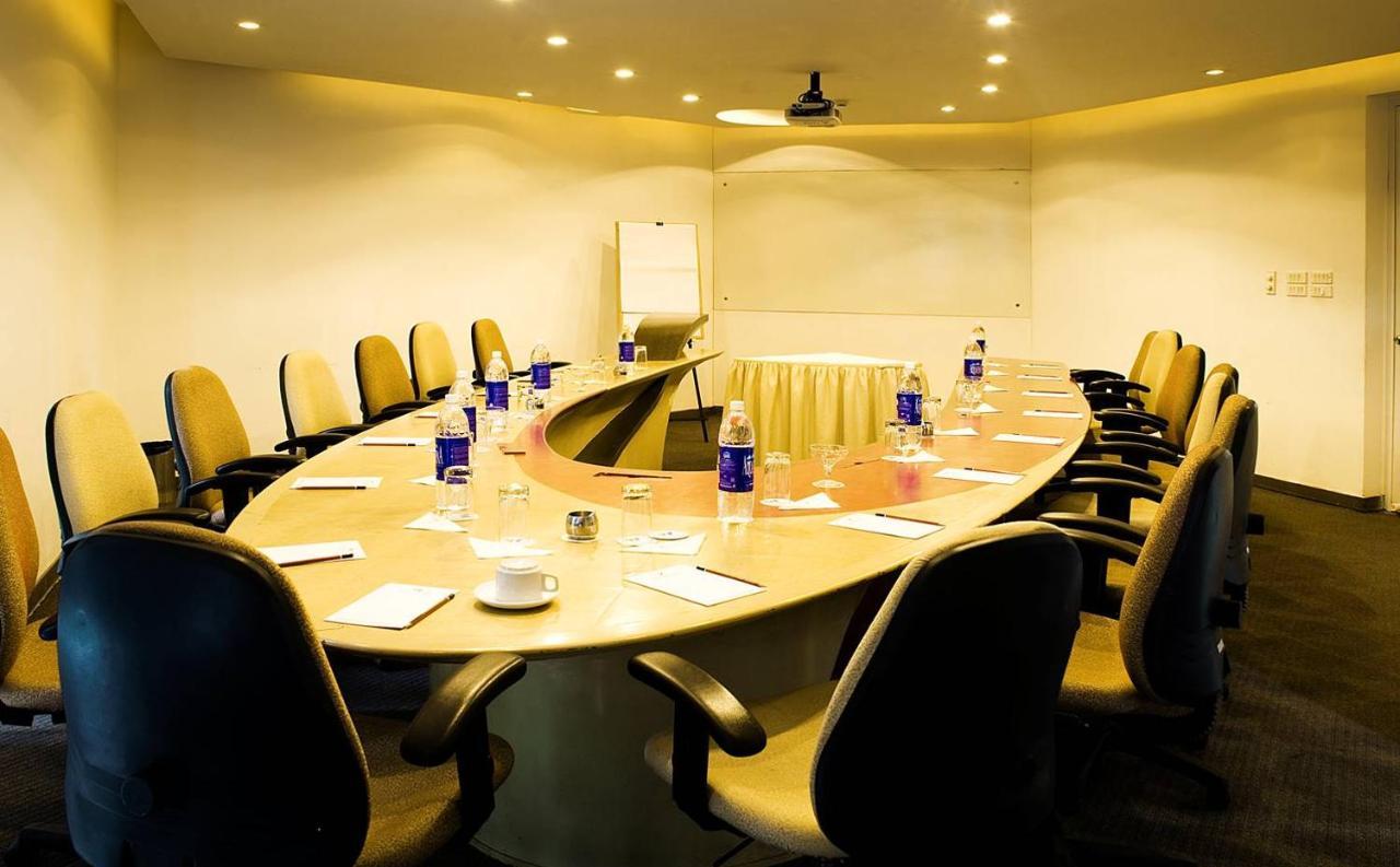 The Woodrose Otel Bangalore Dış mekan fotoğraf