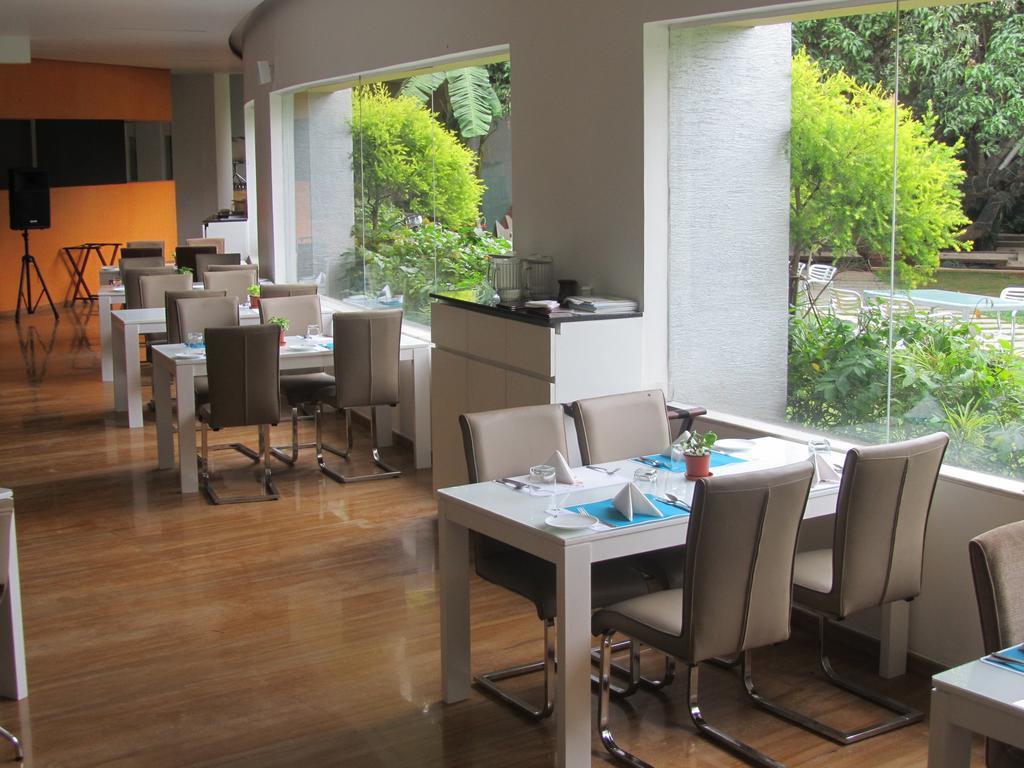 The Woodrose Otel Bangalore Dış mekan fotoğraf