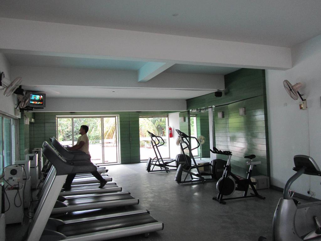 The Woodrose Otel Bangalore Dış mekan fotoğraf