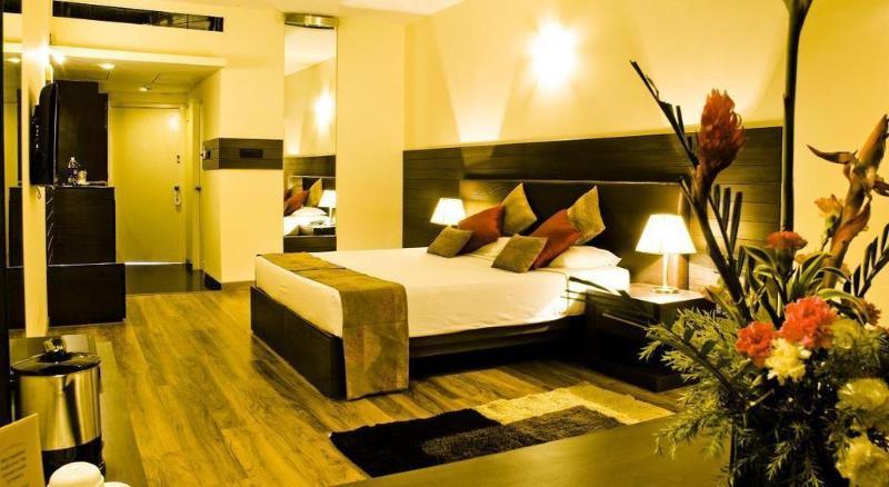 The Woodrose Otel Bangalore Dış mekan fotoğraf